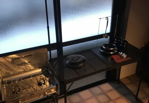 HiTaReにアウトドア仕様のキッチン設置！